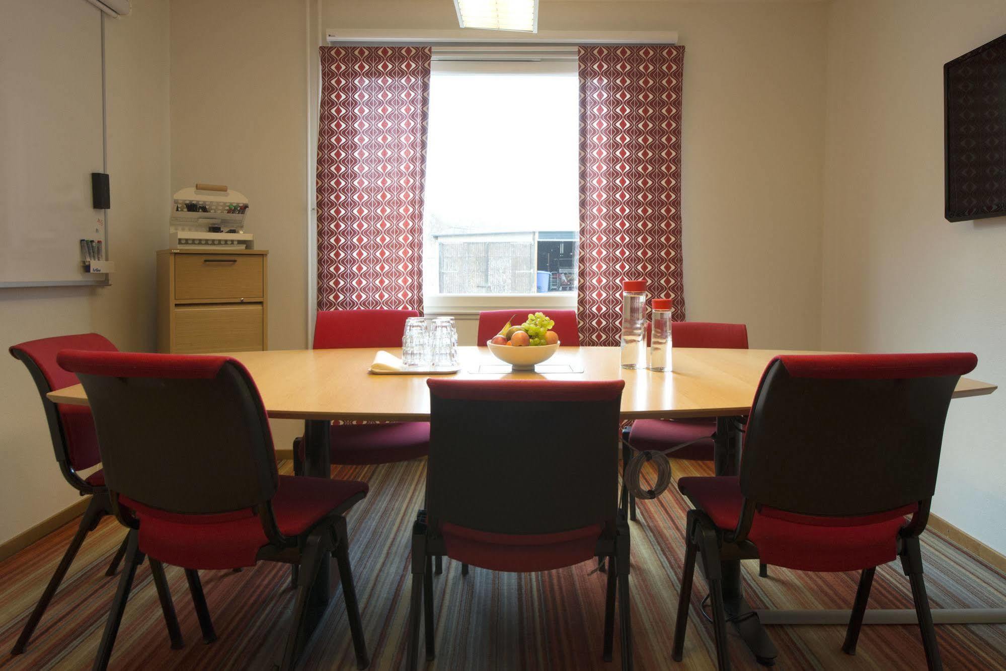 Scandic Oernskoeldsvik Kültér fotó